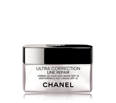 Chanel ultra correction line repair